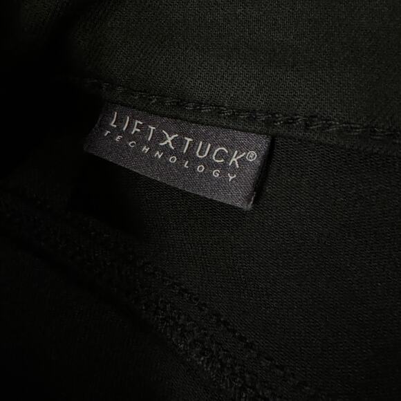 NYDJ SZ 4 Straight Jeans Stretch Mid-Rise Lift Tuck Zip-Fly Pockets Black Rinse - Picture 8 of 11